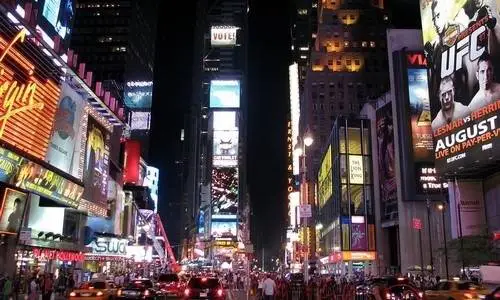Таймс-сквер ночью