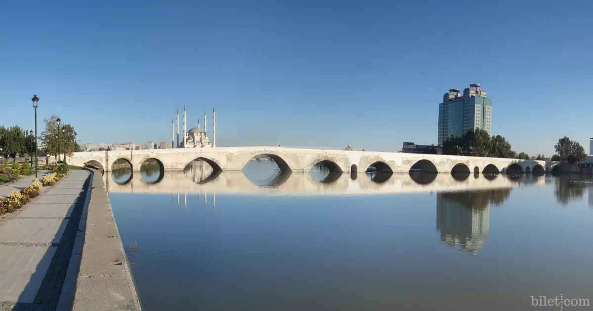 Каменный мост Адана