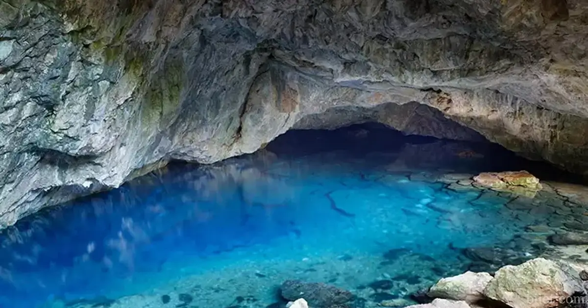 zevsin mağarası
