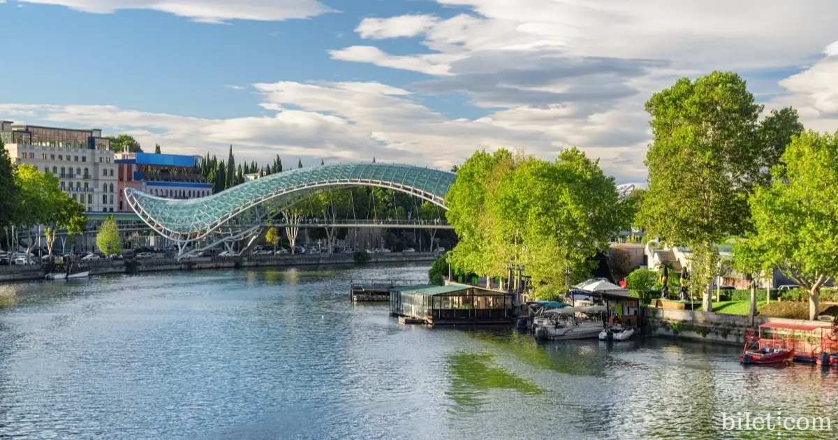 Замок Мира Тбилиси