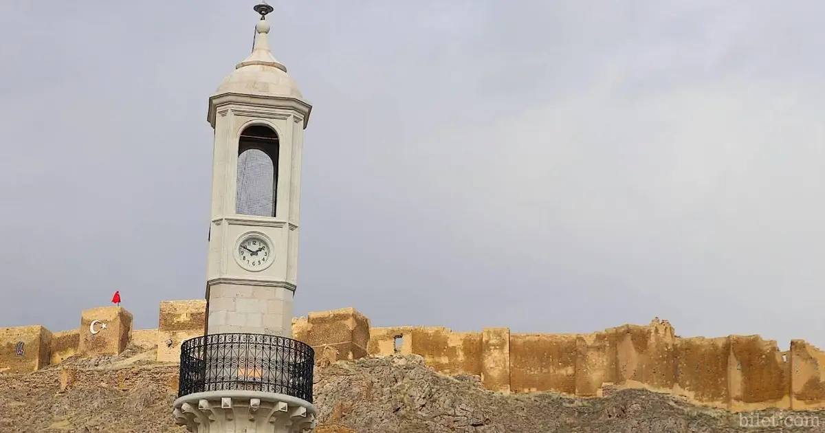 bayburt clock tower