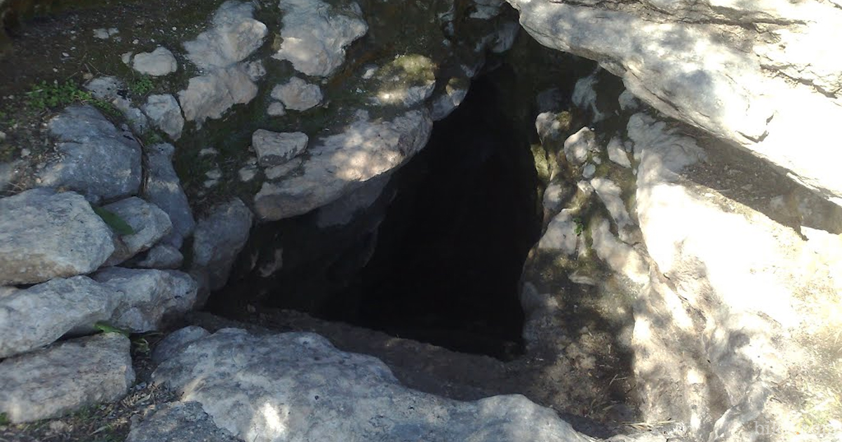 karaisalı mağaraları