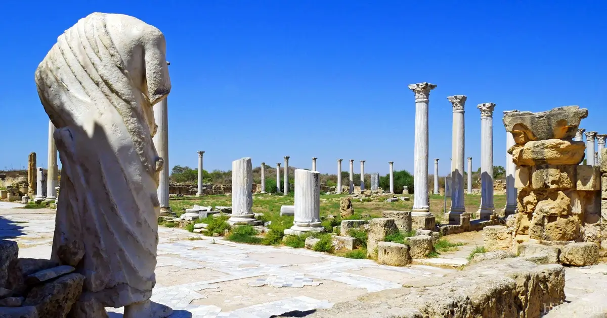 Cidade antiga de Famagusta Salamina