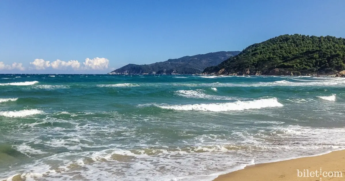 Mandraki Beach