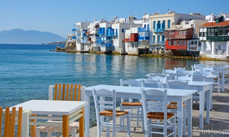 What to Eat and Drink in Myknonos Island?