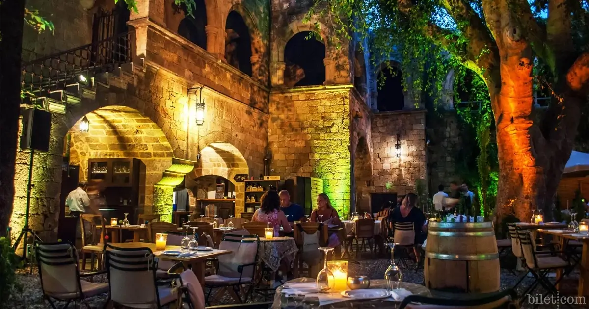 What to eat and drink on Rhodes Island