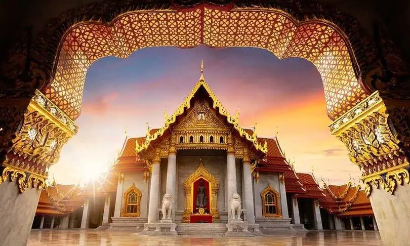 Ват Бенчамабофит, Таиланд