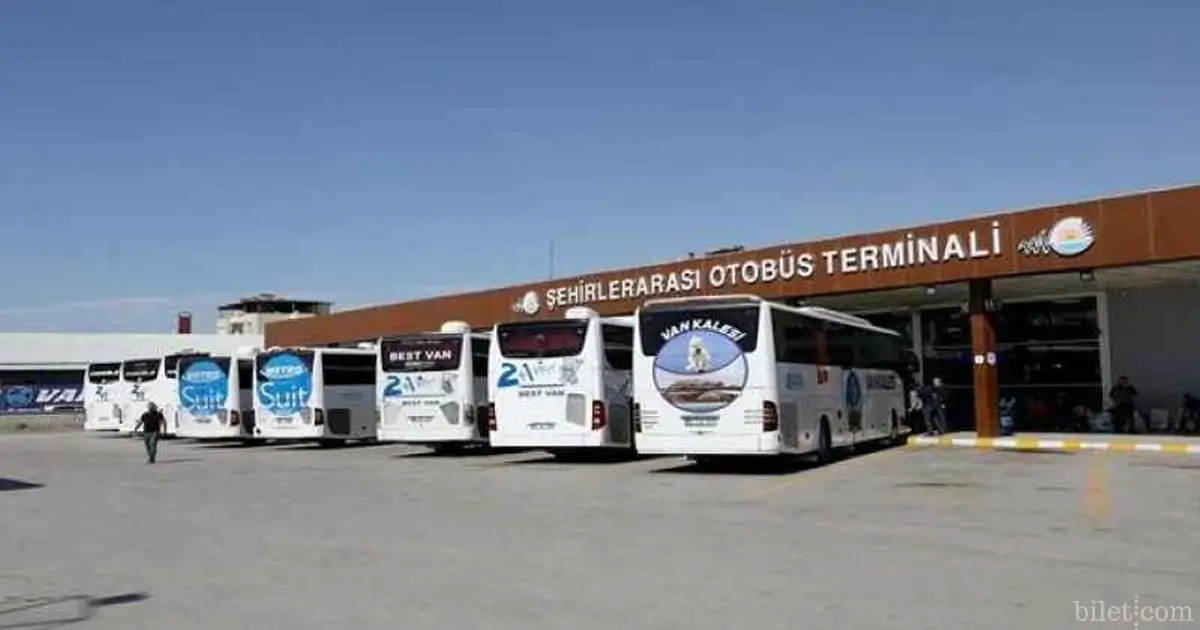 terminal de autobuses furgoneta
