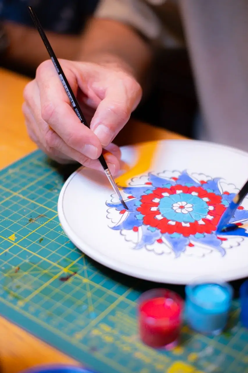 Türkischer Fliesenmalerei-Kunstworkshop
