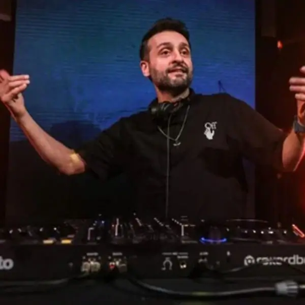 Dj Çetinkolla 90’lar 00’ler Türkçe Pop Partisi